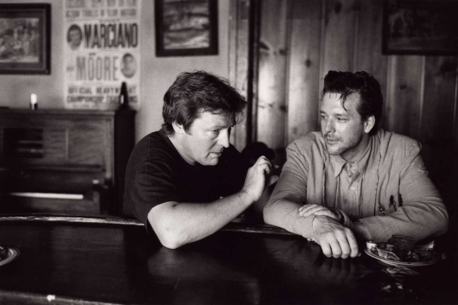 Alan Parker directs actor Mickey Rourke for the movie 'Angel Heart'